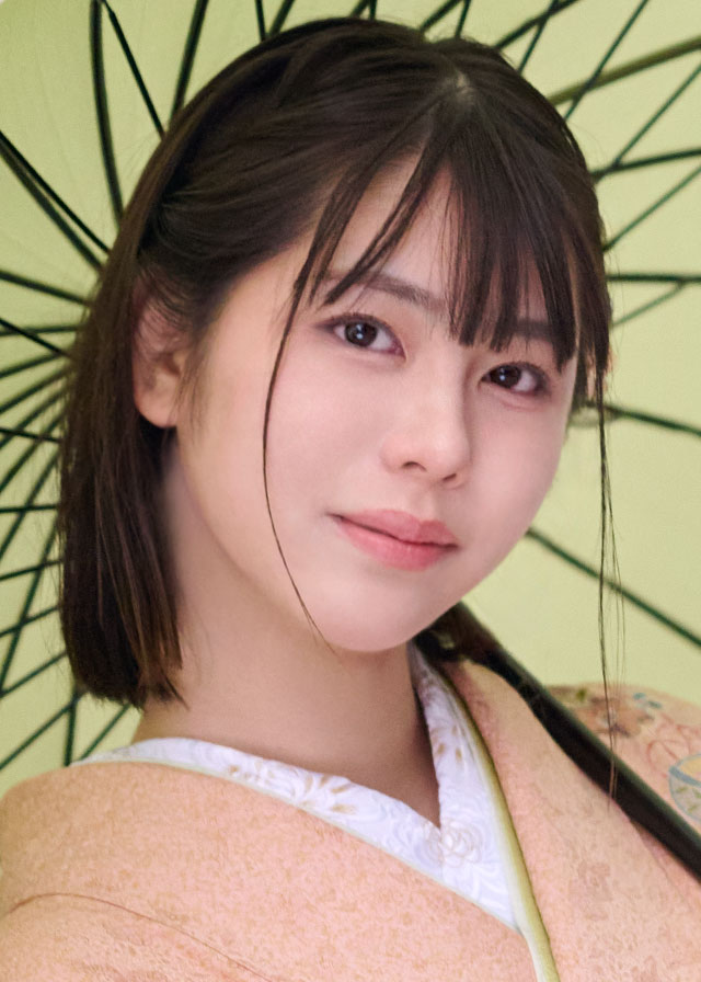 冢本沙耶(塚本さや)个人资料照片